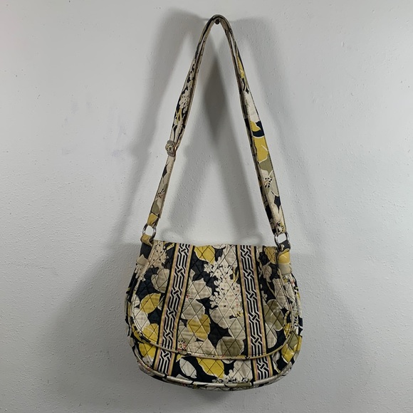 Vera Bradley Crossbody Bag Womens Medium Retired Dogwood Print Quilted Saddle up - Picture 3 of 17